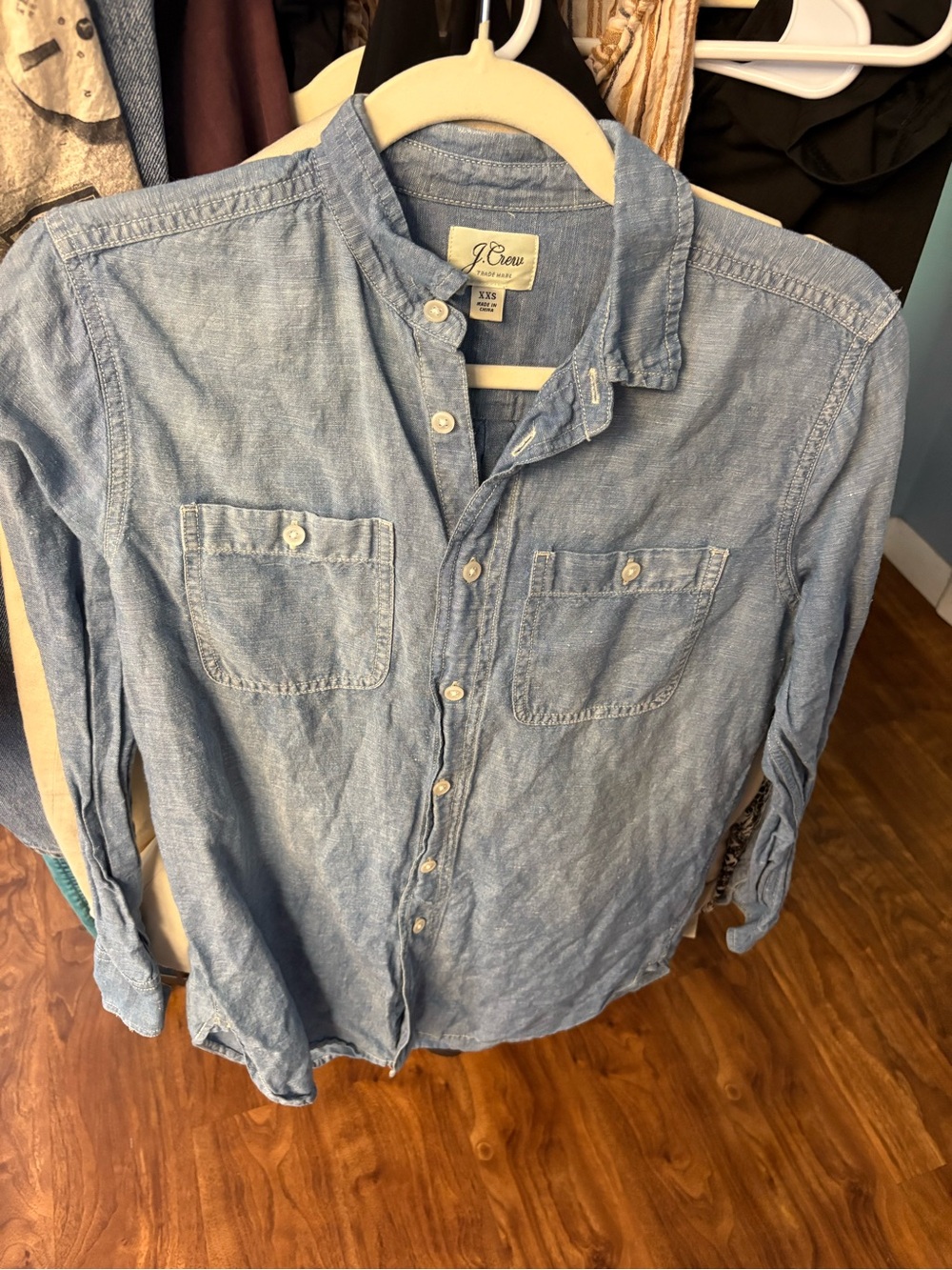 J.Crew Classic Lightweight Cotton Chambray Button Down Shirt - Blue - XXS